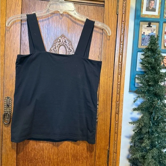 LOFT Women's Elegant Black Tank Top - Picture 3 of 9